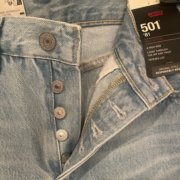 Levis Women Denim - Picture 1 of 5